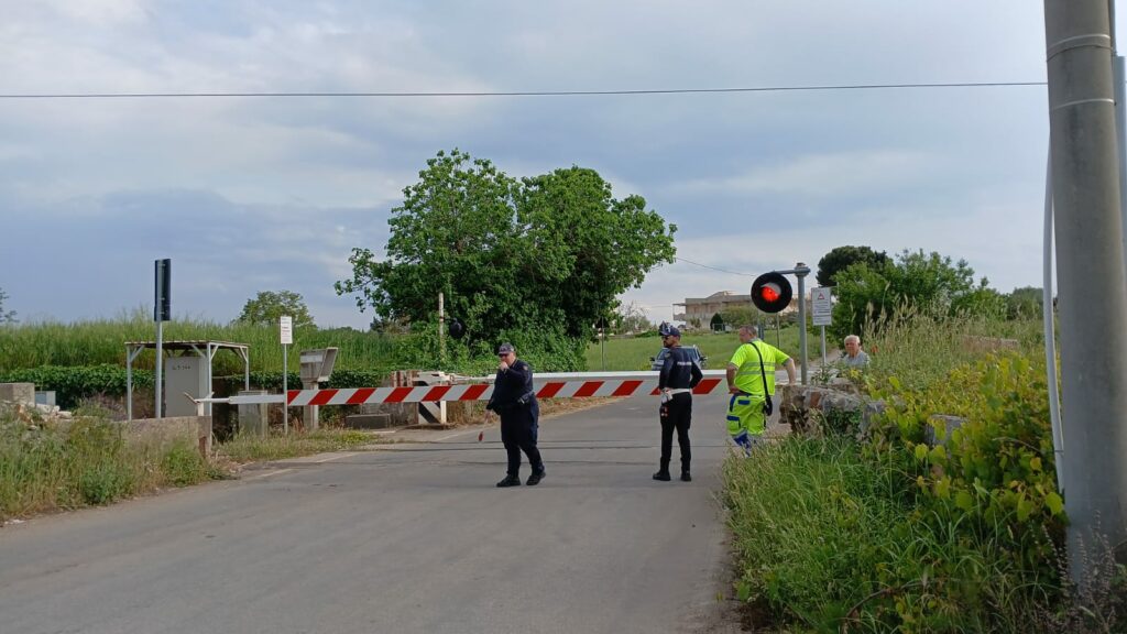 Cisternino treno bloccato