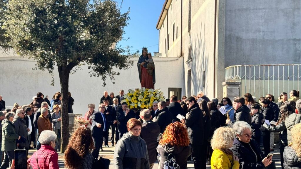 Pasquetta con la Madonna d’Ibernia